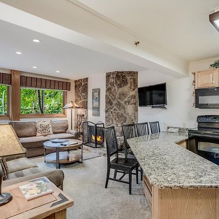 Laurelwood Condominiums 307 قرية سنوماس المظهر الخارجي الصورة